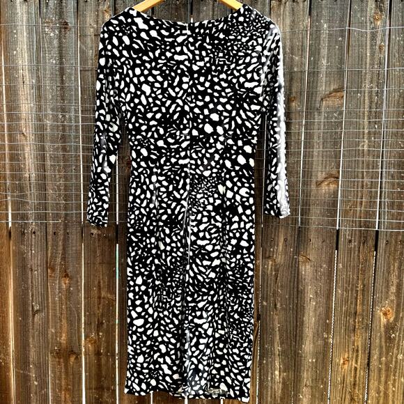 Anne Klein Faux Wrap Black and White Geometric Long Sleeved Midi Dress SIze 6 - Picture 2 of 11